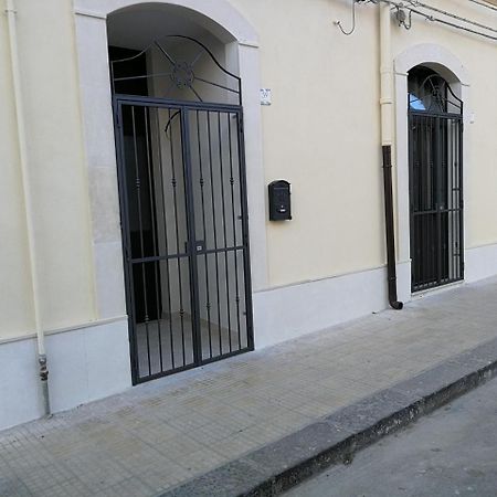 Syracuseapartments Isonzo Di Siracusa Stupendo Appartamento Vicino Ad Ortigia E A 200M Dal Mare Exterior foto
